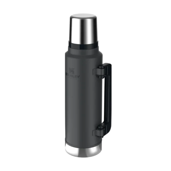 TermoStanleyClassicLegendary_2QT_1.9L_6 Termo Stanley 1.4L Asa Plegable Negro